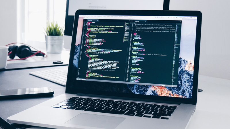 Ưu ti&ecirc;n b&agrave;n ph&iacute;m c&oacute; đ&egrave;n nền v&agrave; độ nảy tốt, trọng lượng vừa đủ để di chuyển nhiều